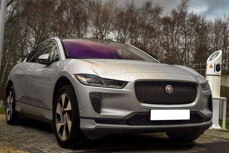 Elektryczny Jaguar